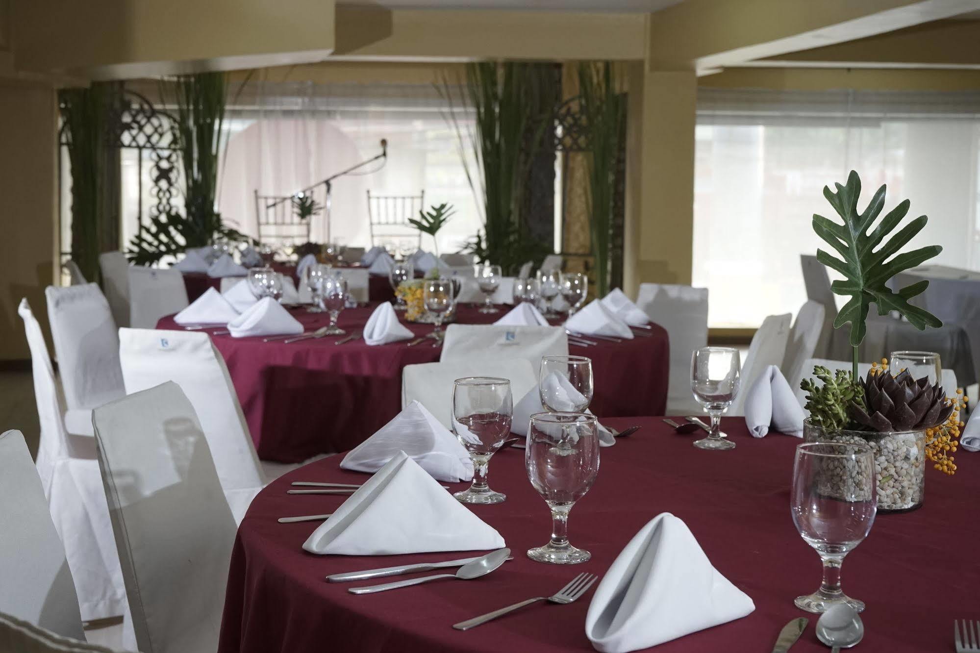 The Contemporary Hotel San Juan  Екстериор снимка